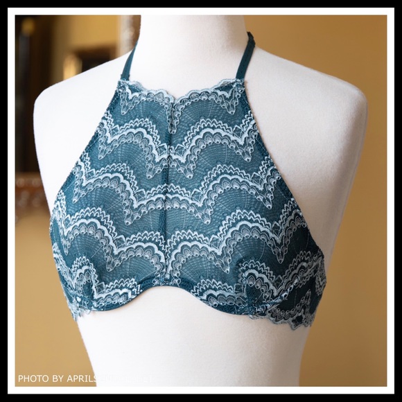 FREE PEOPLE BOHO CROCHET LACE HALTER BRALETTE A3C - Picture 2 of 8